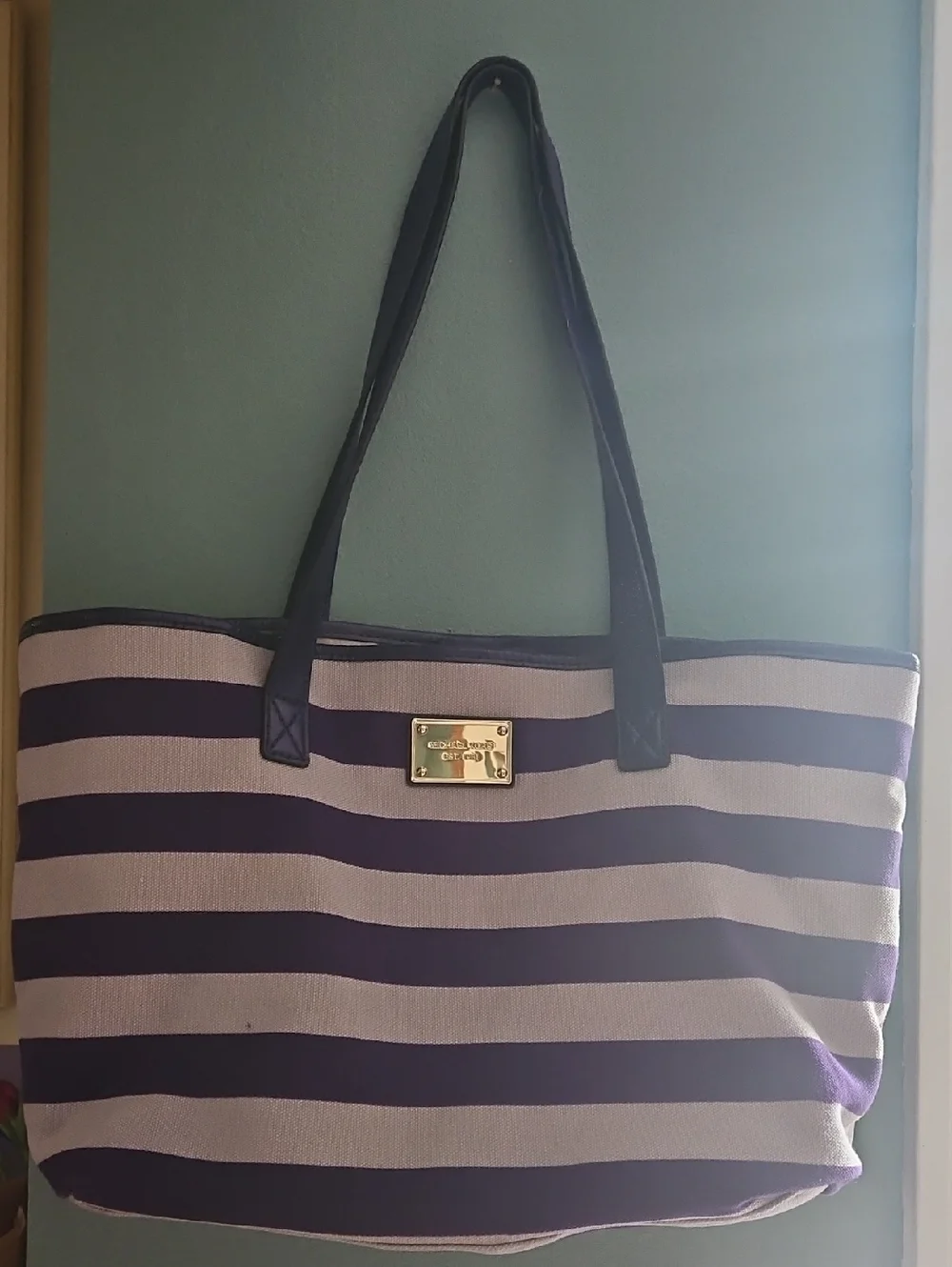 Michael Kors Striped Purple and Cream Tote with Gold-Tone Plaque - Picture 4 of 15